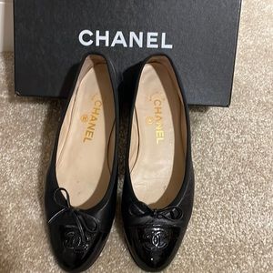 Chanel ballerina flats